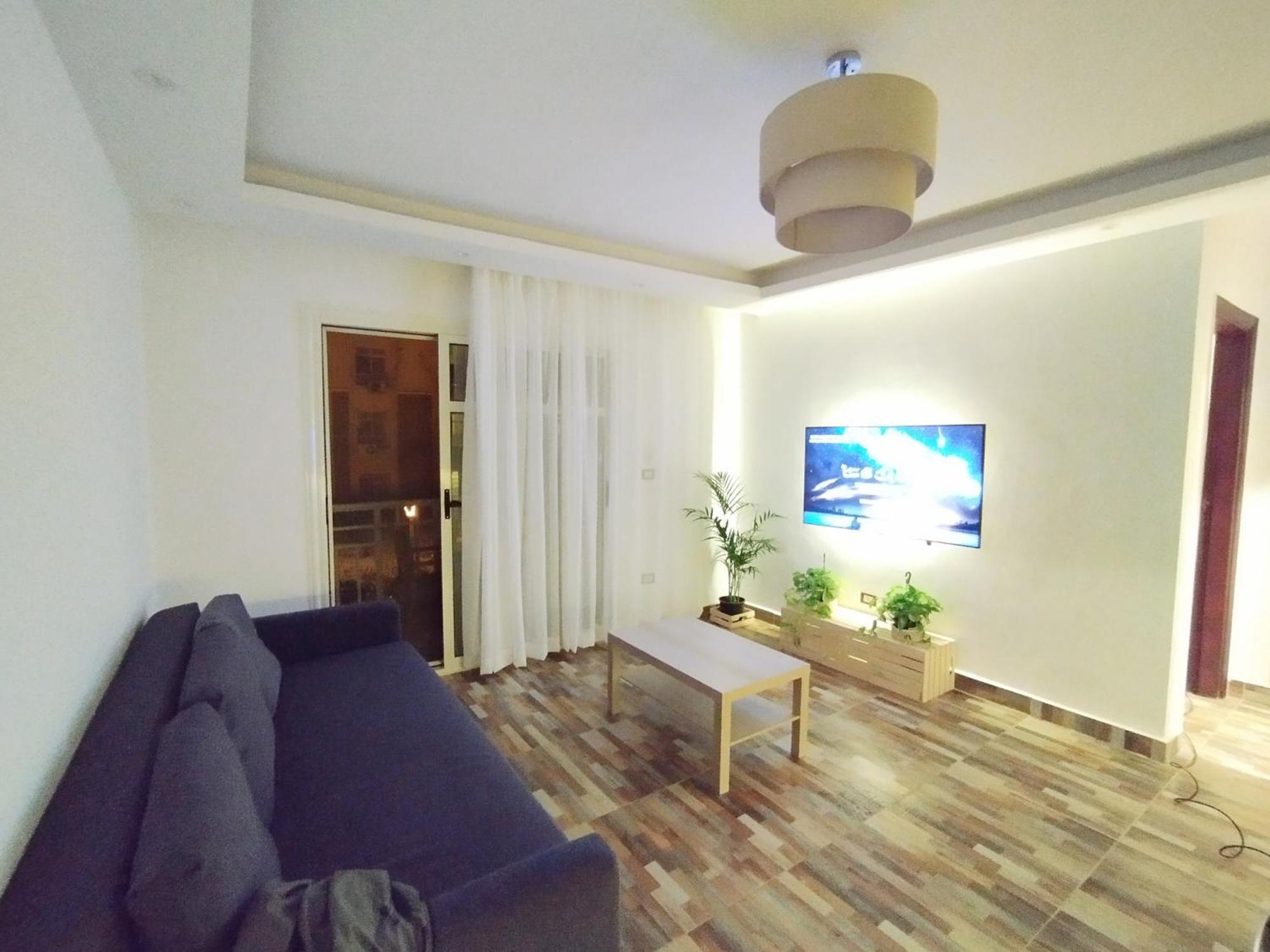 Apartment White Bear Royal